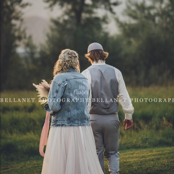 Meet your Posher, Baylea - Picture 1 of 1